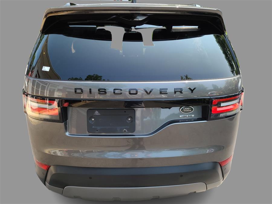 2019 Land Rover Discovery HSE photo 18