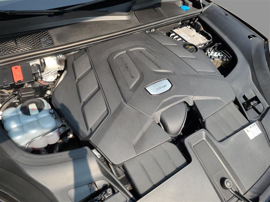 2019 Porsche Cayenne AWD, available for sale in Canton, Connecticut | Lava Motors. Canton, Connecticut 2019 Porsche Cayenne AWD, available for sale in Canton, Connecticut | Lava Motors. Canton, Connecticut