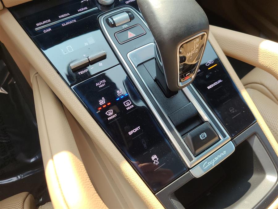 2019 Porsche Cayenne AWD, available for sale in Canton, Connecticut | Lava Motors. Canton, Connecticut 2019 Porsche Cayenne AWD, available for sale in Canton, Connecticut | Lava Motors. Canton, Connecticut