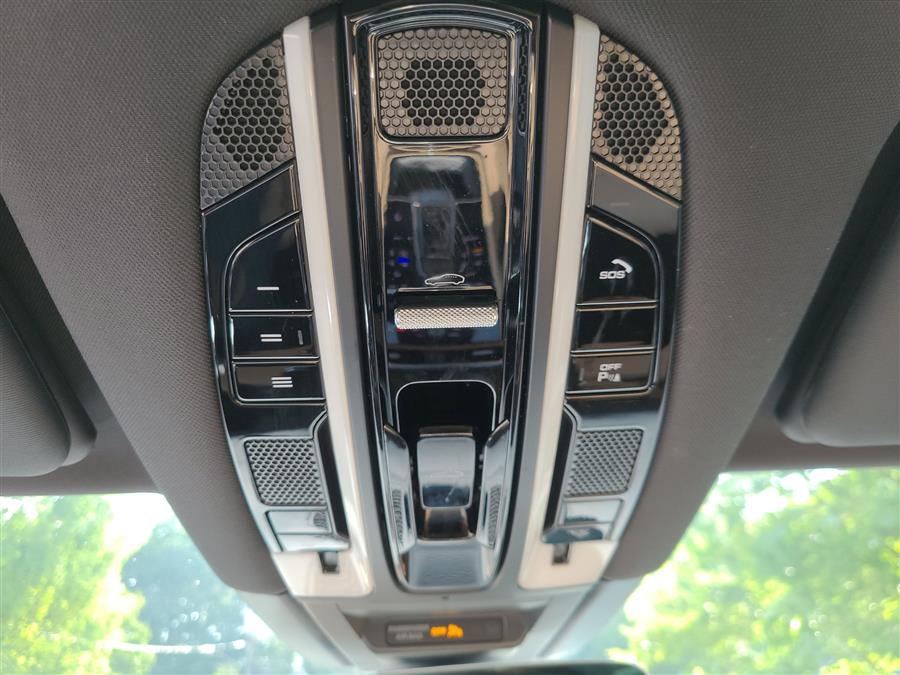 2019 Porsche Cayenne AWD, available for sale in Canton, Connecticut | Lava Motors. Canton, Connecticut 2019 Porsche Cayenne AWD, available for sale in Canton, Connecticut | Lava Motors. Canton, Connecticut