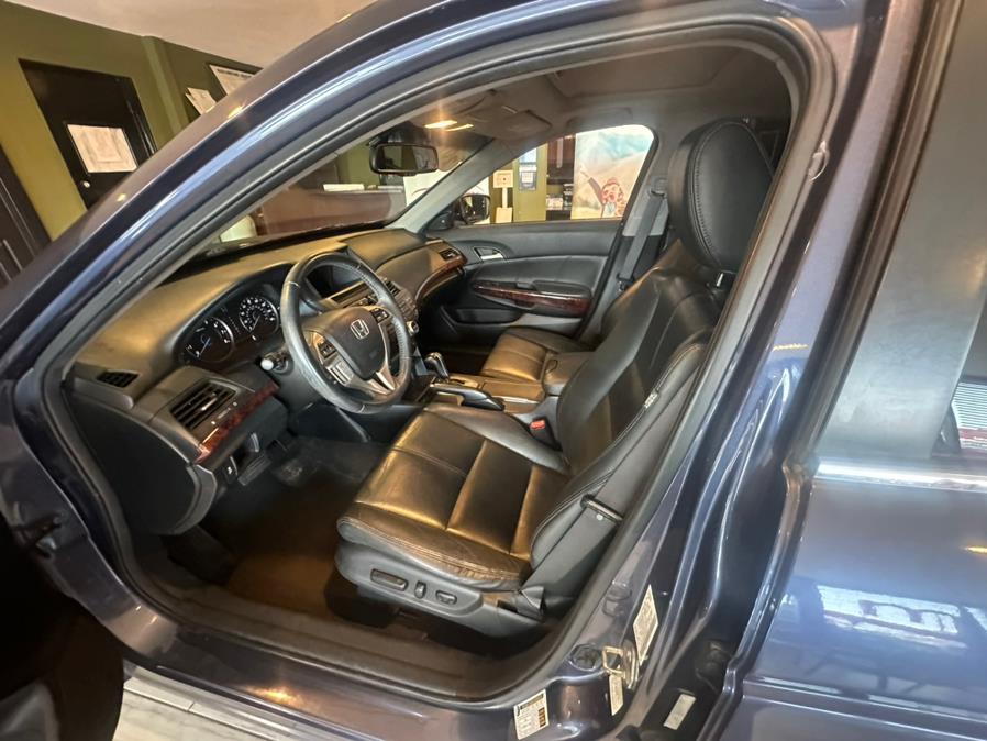 2012 Honda Crosstour 4WD V6 5dr EX-L, available for sale in West Hartford, Connecticut | AutoMax. West Hartford, Connecticut 2012 Honda Crosstour 4WD V6 5dr EX-L, available for sale in West Hartford, Connecticut | AutoMax. West Hartford, Connecticut