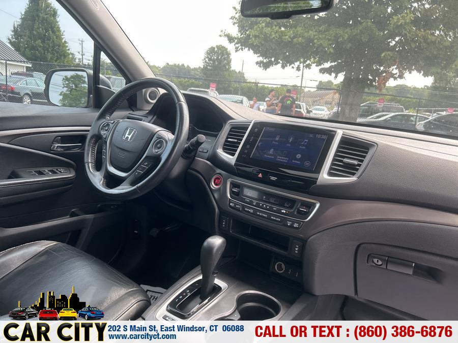 2017 Honda Pilot EX-L AWD, available for sale in East Windsor, Connecticut | Car City LLC. East Windsor, Connecticut 2017 Honda Pilot EX-L AWD, available for sale in East Windsor, Connecticut | Car City LLC. East Windsor, Connecticut