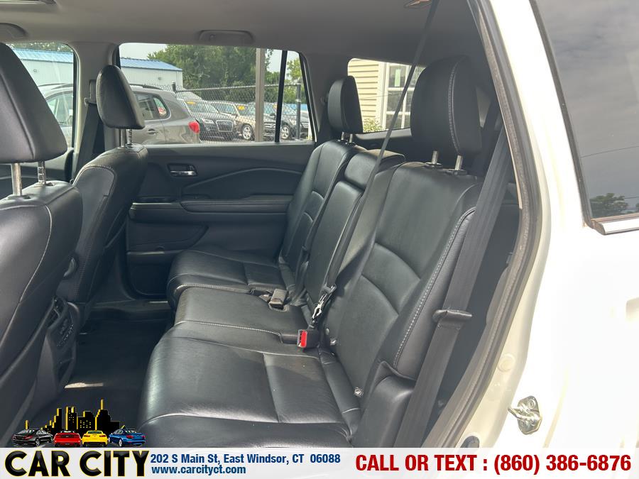 2017 Honda Pilot EX-L AWD, available for sale in East Windsor, Connecticut | Car City LLC. East Windsor, Connecticut 2017 Honda Pilot EX-L AWD, available for sale in East Windsor, Connecticut | Car City LLC. East Windsor, Connecticut