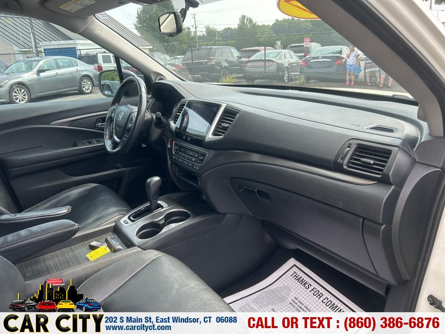 2017 Honda Pilot EX-L AWD, available for sale in East Windsor, Connecticut | Car City LLC. East Windsor, Connecticut 2017 Honda Pilot EX-L AWD, available for sale in East Windsor, Connecticut | Car City LLC. East Windsor, Connecticut