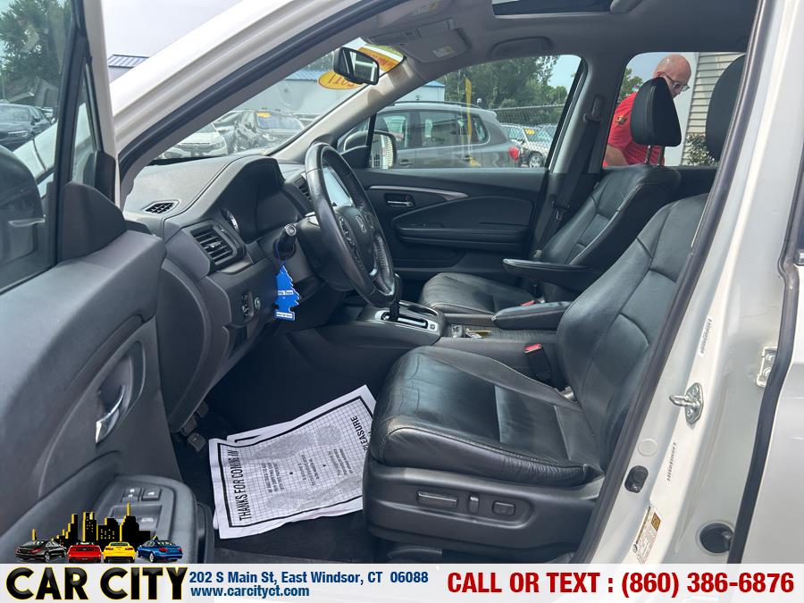 2017 Honda Pilot EX-L AWD, available for sale in East Windsor, Connecticut | Car City LLC. East Windsor, Connecticut 2017 Honda Pilot EX-L AWD, available for sale in East Windsor, Connecticut | Car City LLC. East Windsor, Connecticut