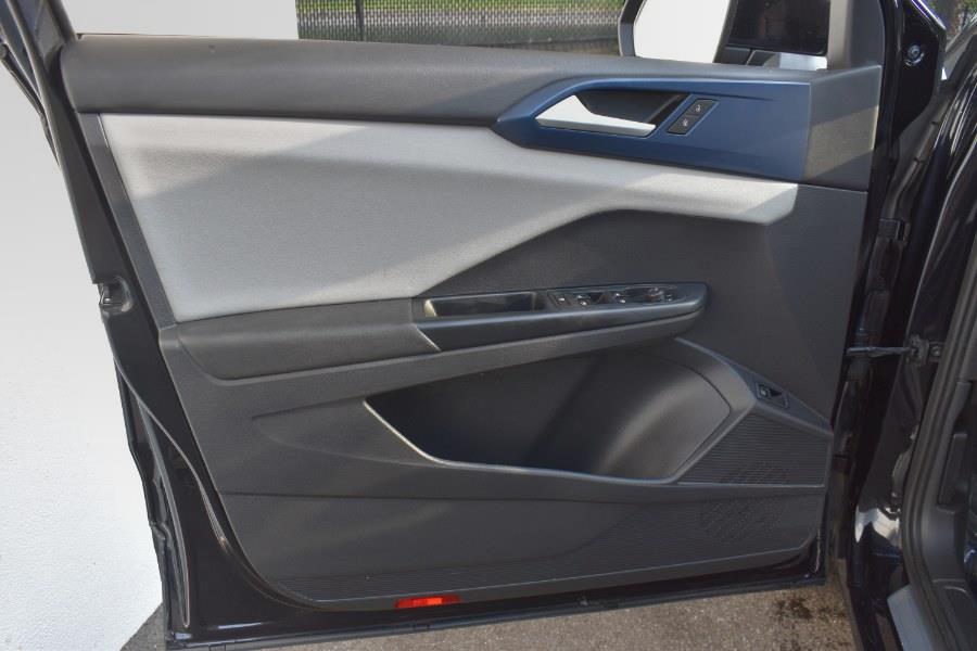 2022 Volkswagen Taos SE 4MOTION, available for sale in Little Ferry , New Jersey | Milan Motors. Little Ferry , New Jersey 2022 Volkswagen Taos SE 4MOTION, available for sale in Little Ferry , New Jersey | Milan Motors. Little Ferry , New Jersey