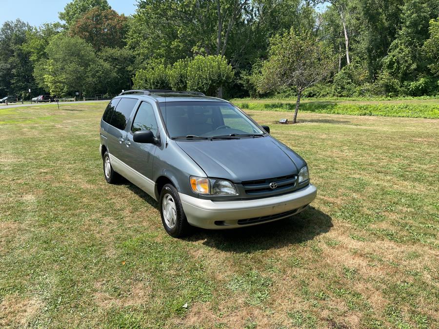 Used 1999 Toyota Sienna in Plainville, Connecticut | Choice Group LLC Choice Motor Car. Plainville, Connecticut