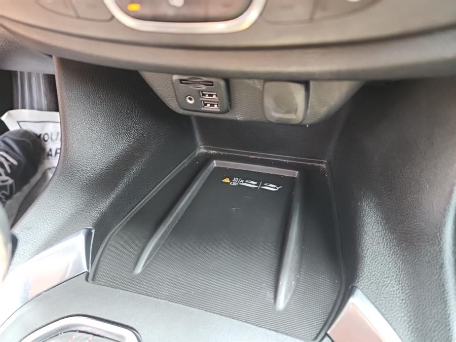 2022 Chevrolet Traverse AWD 4dr RS, available for sale in Islip, New York | L.I. Auto Gallery. Islip, New York 2022 Chevrolet Traverse AWD 4dr RS, available for sale in Islip, New York | L.I. Auto Gallery. Islip, New York