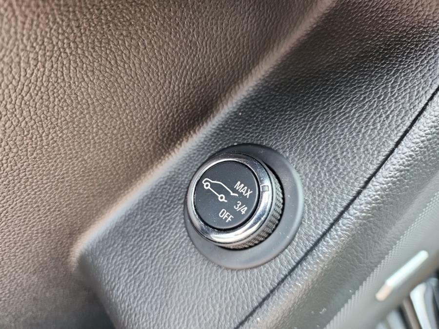 2022 Chevrolet Traverse AWD 4dr RS, available for sale in Islip, New York | L.I. Auto Gallery. Islip, New York 2022 Chevrolet Traverse AWD 4dr RS, available for sale in Islip, New York | L.I. Auto Gallery. Islip, New York