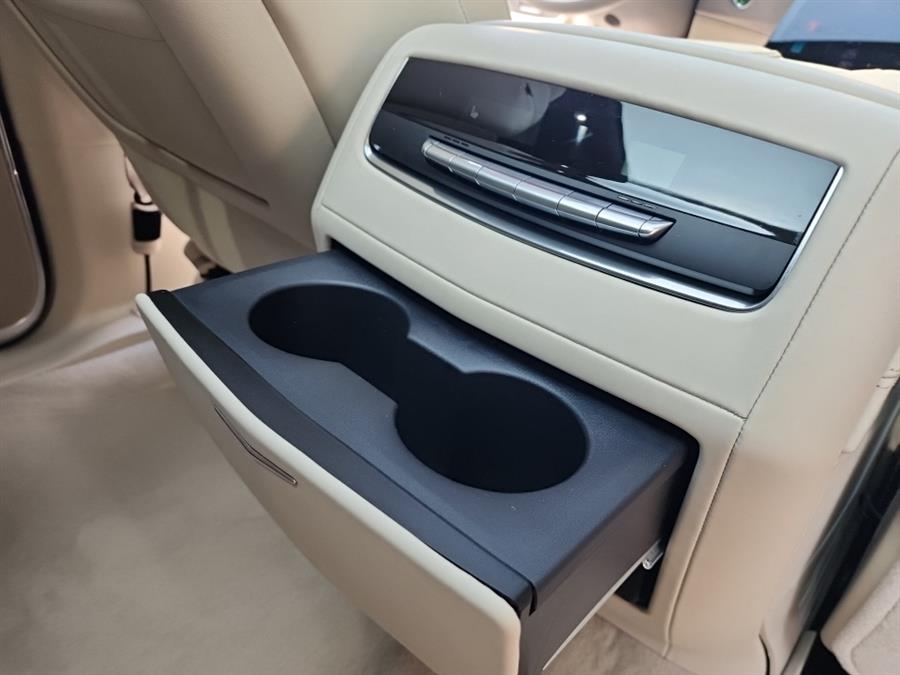2025 Cadillac Escalade 4WD 4dr Sport Platinum, available for sale in Islip, New York | L.I. Auto Gallery. Islip, New York 2025 Cadillac Escalade 4WD 4dr Sport Platinum, available for sale in Islip, New York | L.I. Auto Gallery. Islip, New York