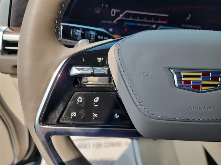 2025 Cadillac Escalade 4WD 4dr Sport Platinum, available for sale in Islip, New York | L.I. Auto Gallery. Islip, New York 2025 Cadillac Escalade 4WD 4dr Sport Platinum, available for sale in Islip, New York | L.I. Auto Gallery. Islip, New York