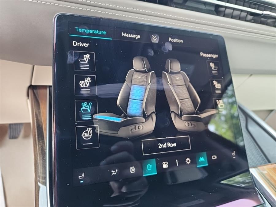 2025 Cadillac Escalade 4WD 4dr Sport Platinum, available for sale in Islip, New York | L.I. Auto Gallery. Islip, New York 2025 Cadillac Escalade 4WD 4dr Sport Platinum, available for sale in Islip, New York | L.I. Auto Gallery. Islip, New York