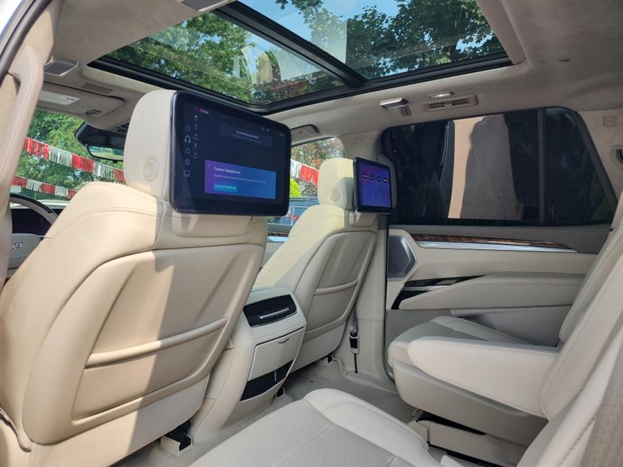 2025 Cadillac Escalade 4WD 4dr Sport Platinum, available for sale in Islip, New York | L.I. Auto Gallery. Islip, New York 2025 Cadillac Escalade 4WD 4dr Sport Platinum, available for sale in Islip, New York | L.I. Auto Gallery. Islip, New York