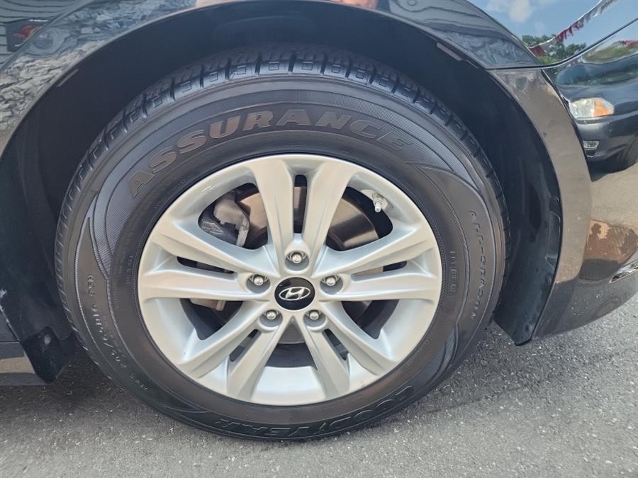 2014 Hyundai Sonata 4dr Sdn 2.4L Auto GLS PZEV, available for sale in Islip, New York | L.I. Auto Gallery. Islip, New York 2014 Hyundai Sonata 4dr Sdn 2.4L Auto GLS PZEV, available for sale in Islip, New York | L.I. Auto Gallery. Islip, New York