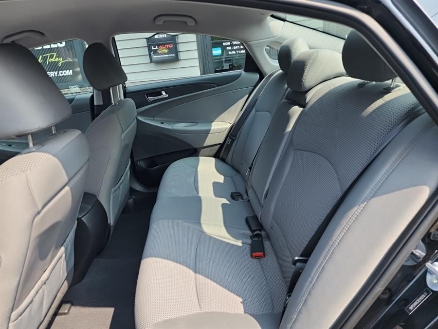 2014 Hyundai Sonata 4dr Sdn 2.4L Auto GLS PZEV, available for sale in Islip, New York | L.I. Auto Gallery. Islip, New York 2014 Hyundai Sonata 4dr Sdn 2.4L Auto GLS PZEV, available for sale in Islip, New York | L.I. Auto Gallery. Islip, New York