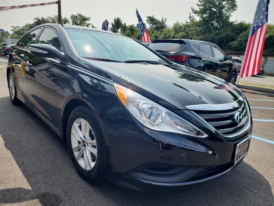 2014 Hyundai Sonata 4dr Sdn 2.4L Auto GLS PZEV, available for sale in Islip, New York | L.I. Auto Gallery. Islip, New York 2014 Hyundai Sonata 4dr Sdn 2.4L Auto GLS PZEV, available for sale in Islip, New York | L.I. Auto Gallery. Islip, New York
