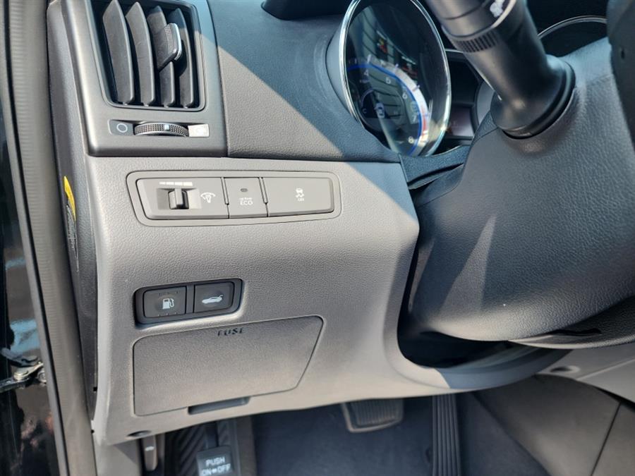 2014 Hyundai Sonata 4dr Sdn 2.4L Auto GLS PZEV, available for sale in Islip, New York | L.I. Auto Gallery. Islip, New York 2014 Hyundai Sonata 4dr Sdn 2.4L Auto GLS PZEV, available for sale in Islip, New York | L.I. Auto Gallery. Islip, New York
