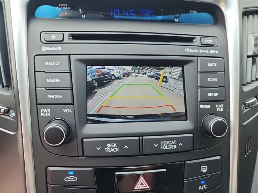 2014 Hyundai Sonata 4dr Sdn 2.4L Auto GLS PZEV, available for sale in Islip, New York | L.I. Auto Gallery. Islip, New York 2014 Hyundai Sonata 4dr Sdn 2.4L Auto GLS PZEV, available for sale in Islip, New York | L.I. Auto Gallery. Islip, New York