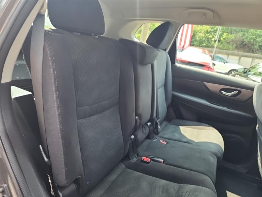 2014 Nissan Rogue AWD 4dr SV, available for sale in Islip, New York | L.I. Auto Gallery. Islip, New York 2014 Nissan Rogue AWD 4dr SV, available for sale in Islip, New York | L.I. Auto Gallery. Islip, New York
