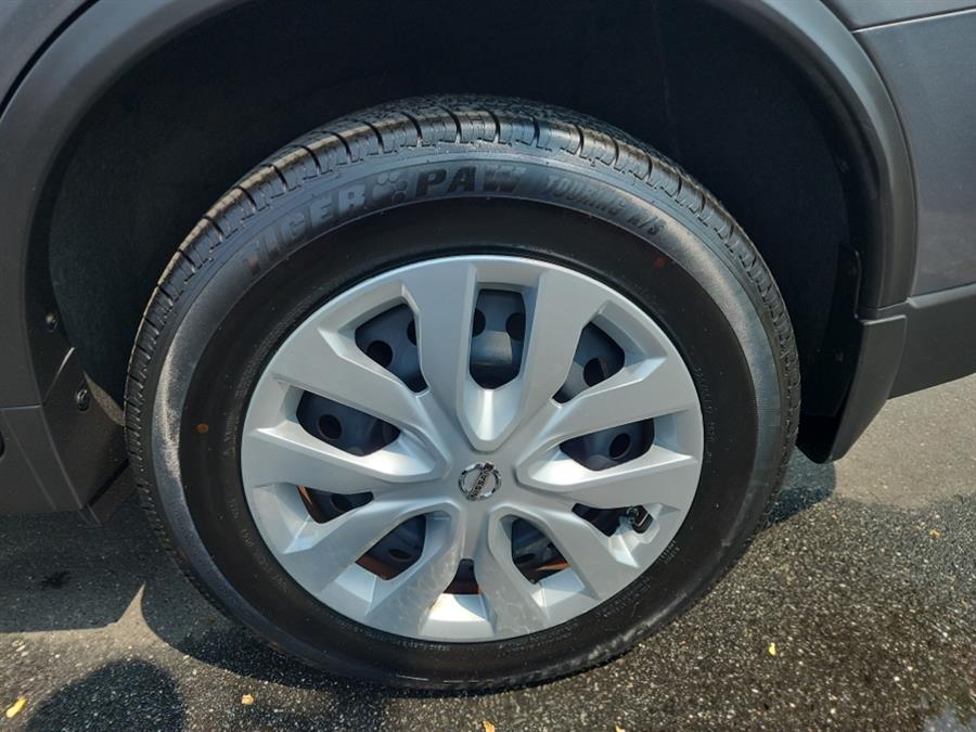 2014 Nissan Rogue AWD 4dr SV, available for sale in Islip, New York | L.I. Auto Gallery. Islip, New York 2014 Nissan Rogue AWD 4dr SV, available for sale in Islip, New York | L.I. Auto Gallery. Islip, New York