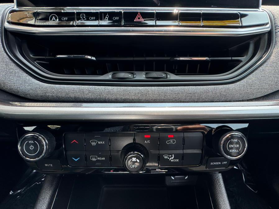 2024 Jeep Compass Latitude 4x4, available for sale in Newark, New Jersey | Champion Auto Sales. Newark, New Jersey 2024 Jeep Compass Latitude 4x4, available for sale in Newark, New Jersey | Champion Auto Sales. Newark, New Jersey