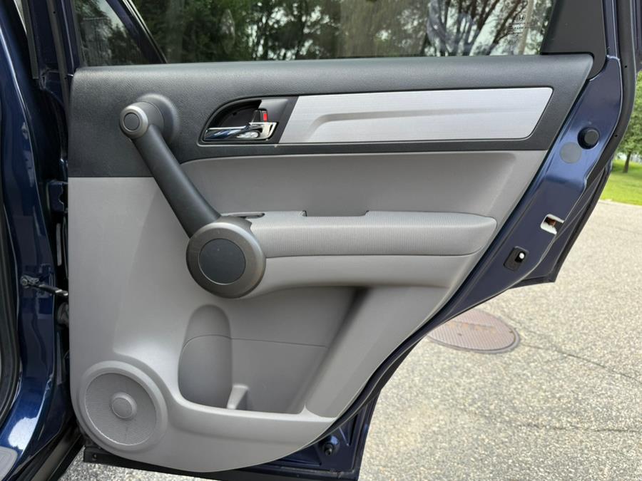2011 Honda CR-V 4WD 5dr SE, available for sale in New Milford, Connecticut | Faustos Auto Body and Repairs LLC. New Milford, Connecticut 2011 Honda CR-V 4WD 5dr SE, available for sale in New Milford, Connecticut | Faustos Auto Body and Repairs LLC. New Milford, Connecticut