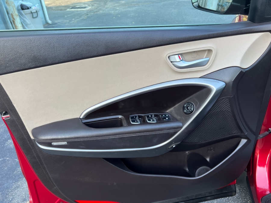 2017 Hyundai Santa Fe Sport 2.4L Auto AWD, available for sale in Westfield, Massachusetts | Auto Wings Cop. Westfield, Massachusetts 2017 Hyundai Santa Fe Sport 2.4L Auto AWD, available for sale in Westfield, Massachusetts | Auto Wings Cop. Westfield, Massachusetts