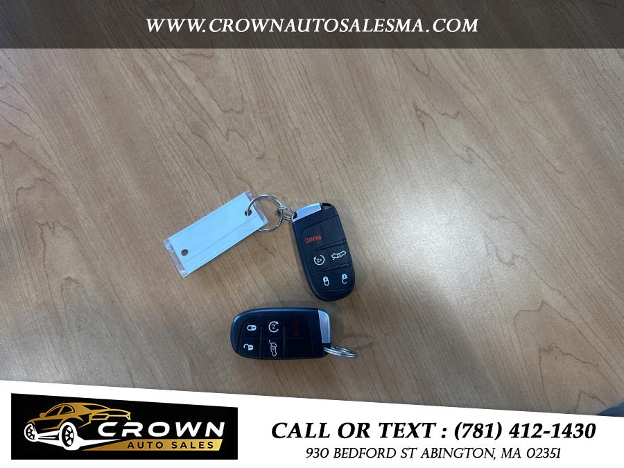 2016 Chrysler 300 4dr Sdn 300S AWD, available for sale in Abington, Massachusetts | Crown Auto Sales. Abington, Massachusetts 2016 Chrysler 300 4dr Sdn 300S AWD, available for sale in Abington, Massachusetts | Crown Auto Sales. Abington, Massachusetts