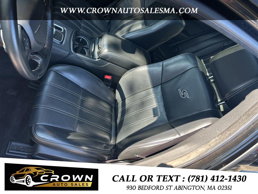 2016 Chrysler 300 4dr Sdn 300S AWD, available for sale in Abington, Massachusetts | Crown Auto Sales. Abington, Massachusetts 2016 Chrysler 300 4dr Sdn 300S AWD, available for sale in Abington, Massachusetts | Crown Auto Sales. Abington, Massachusetts