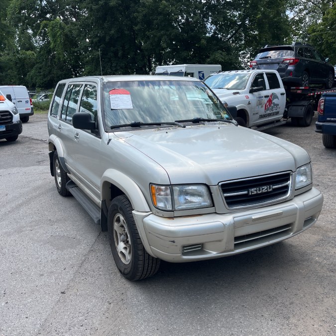 1998 Isuzu Trooper 4dr S Auto, available for sale in Naugatuck, Connecticut | Riverside Motorcars, LLC. Naugatuck, Connecticut 1998 Isuzu Trooper 4dr S Auto, available for sale in Naugatuck, Connecticut | Riverside Motorcars, LLC. Naugatuck, Connecticut