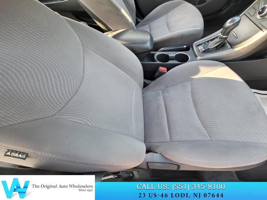 2016 Hyundai Elantra 4dr Sdn Auto SE (Alabama Plant), available for sale in Lodi, New Jersey | AW Auto & Truck Wholesalers, Inc. Lodi, New Jersey 2016 Hyundai Elantra 4dr Sdn Auto SE (Alabama Plant), available for sale in Lodi, New Jersey | AW Auto & Truck Wholesalers, Inc. Lodi, New Jersey
