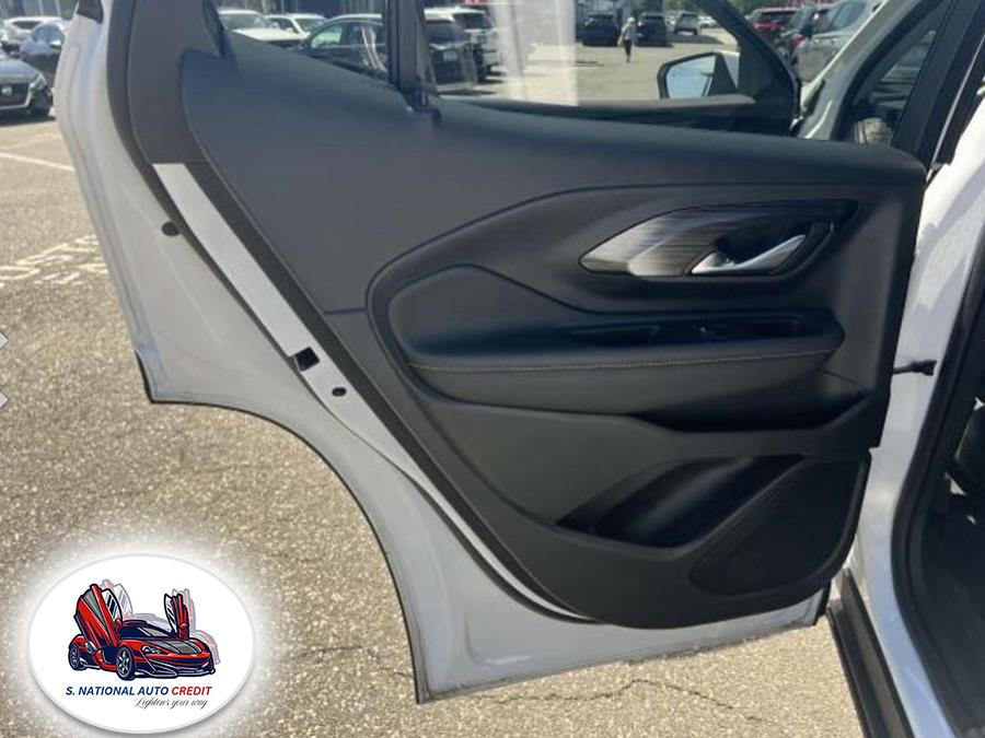 2022 GMC Terrain AWD 4dr SLE, available for sale in Meriden, Connecticut | Sandra Auto Broker LLC. Meriden, Connecticut 2022 GMC Terrain AWD 4dr SLE, available for sale in Meriden, Connecticut | Sandra Auto Broker LLC. Meriden, Connecticut
