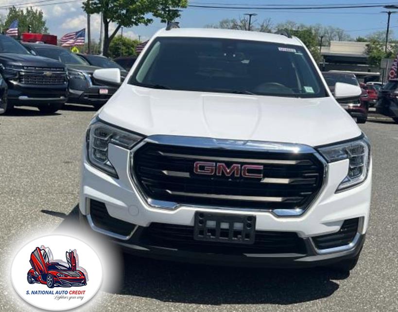 2022 GMC Terrain AWD 4dr SLE, available for sale in Meriden, Connecticut | Sandra Auto Broker LLC. Meriden, Connecticut 2022 GMC Terrain AWD 4dr SLE, available for sale in Meriden, Connecticut | Sandra Auto Broker LLC. Meriden, Connecticut