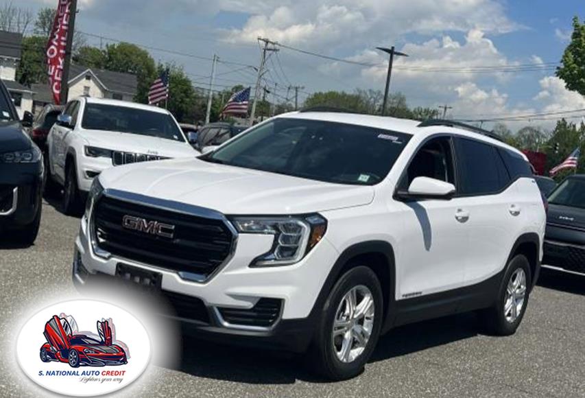2022 GMC Terrain AWD 4dr SLE, available for sale in Meriden, Connecticut | Sandra Auto Broker LLC. Meriden, Connecticut 2022 GMC Terrain AWD 4dr SLE, available for sale in Meriden, Connecticut | Sandra Auto Broker LLC. Meriden, Connecticut