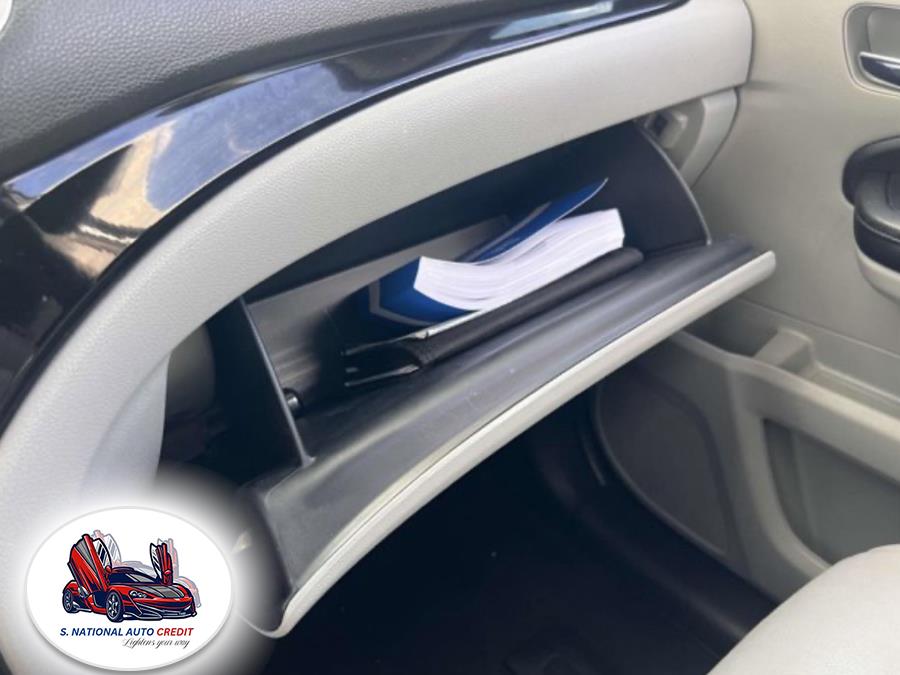 2022 Honda Pilot Touring 7-Passenger AWD, available for sale in Meriden, Connecticut | Sandra Auto Broker LLC. Meriden, Connecticut 2022 Honda Pilot Touring 7-Passenger AWD, available for sale in Meriden, Connecticut | Sandra Auto Broker LLC. Meriden, Connecticut