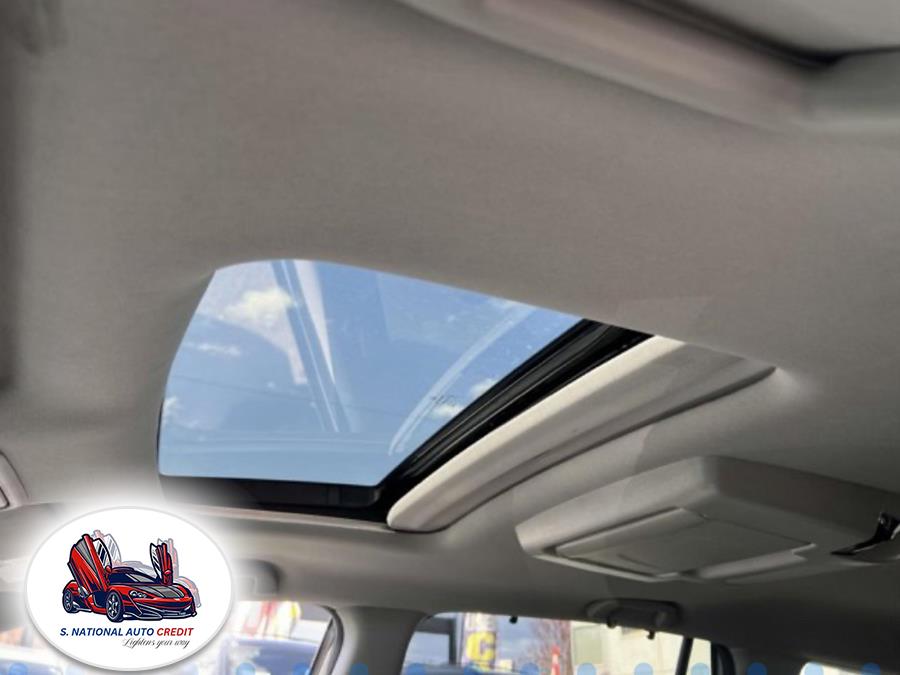 2022 Honda Pilot Touring 7-Passenger AWD, available for sale in Meriden, Connecticut | Sandra Auto Broker LLC. Meriden, Connecticut 2022 Honda Pilot Touring 7-Passenger AWD, available for sale in Meriden, Connecticut | Sandra Auto Broker LLC. Meriden, Connecticut
