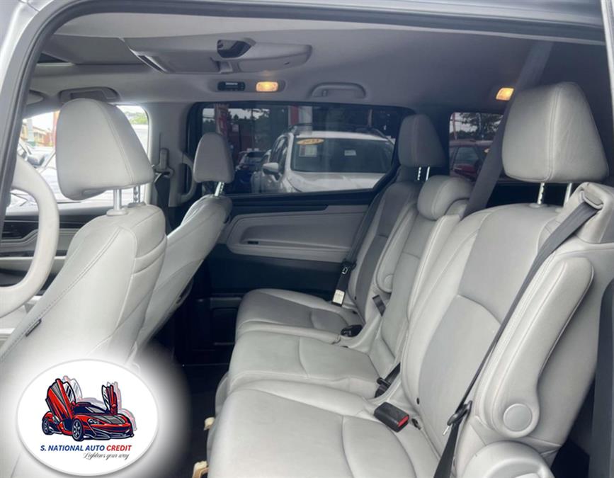 2022 Honda Odyssey Touring Auto, available for sale in Meriden, Connecticut | Sandra Auto Broker LLC. Meriden, Connecticut 2022 Honda Odyssey Touring Auto, available for sale in Meriden, Connecticut | Sandra Auto Broker LLC. Meriden, Connecticut