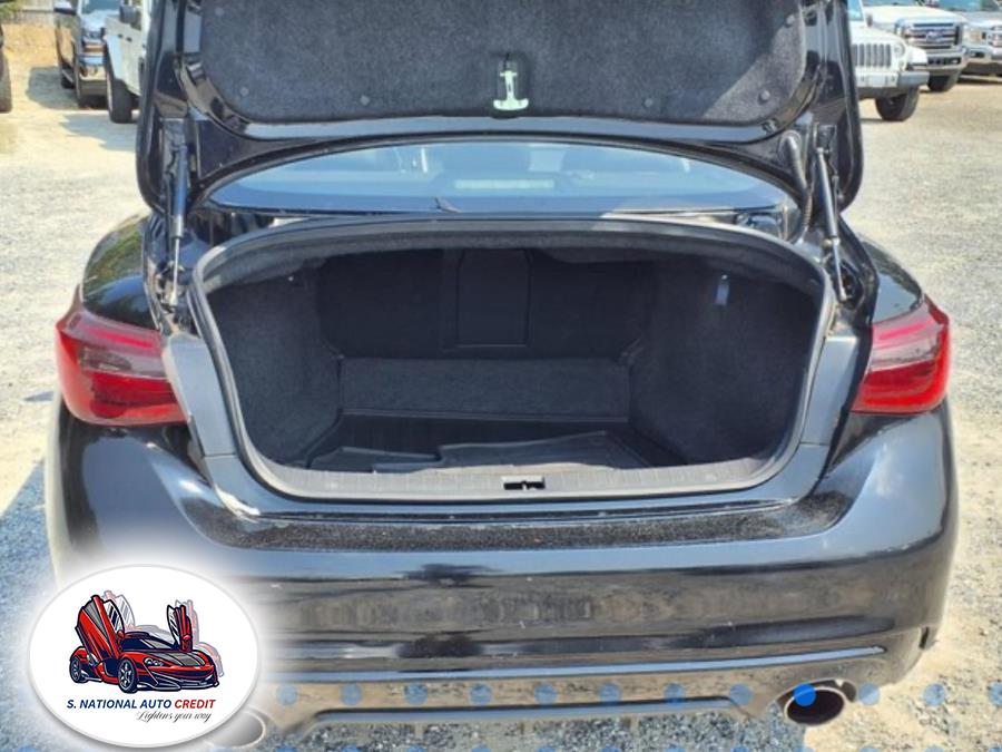 2018 INFINITI Q50 3.0t LUXE AWD, available for sale in Meriden, Connecticut | Sandra Auto Broker LLC. Meriden, Connecticut 2018 INFINITI Q50 3.0t LUXE AWD, available for sale in Meriden, Connecticut | Sandra Auto Broker LLC. Meriden, Connecticut