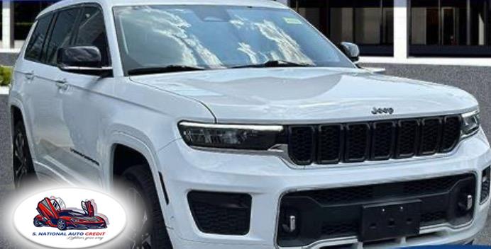 2021 Jeep Grand Cherokee L Overland 4x4, available for sale in Meriden, Connecticut | Sandra Auto Broker LLC. Meriden, Connecticut 2021 Jeep Grand Cherokee L Overland 4x4, available for sale in Meriden, Connecticut | Sandra Auto Broker LLC. Meriden, Connecticut