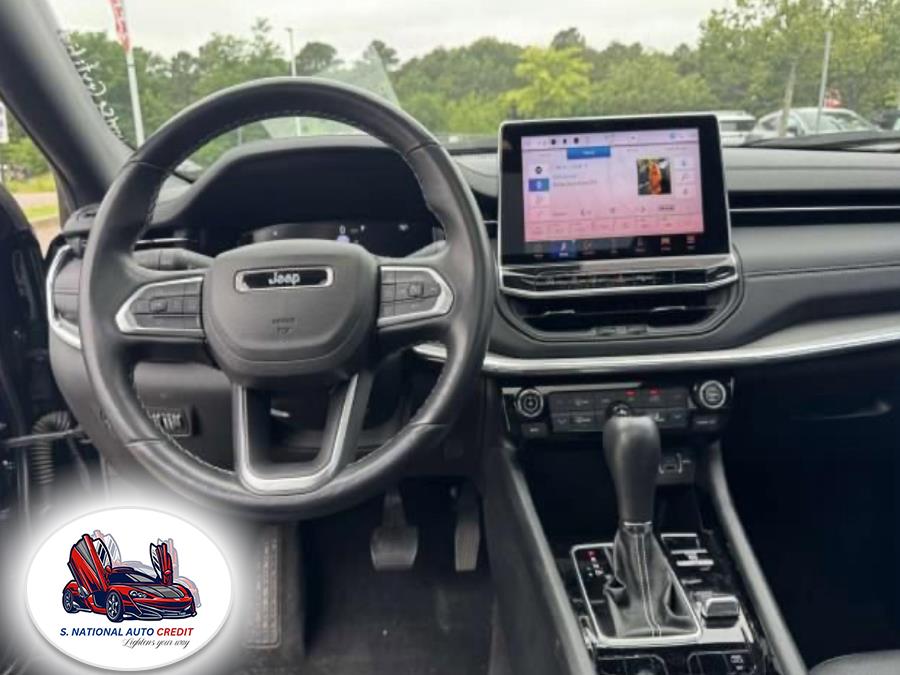 2022 Jeep Compass Limited 4x4, available for sale in Meriden, Connecticut | Sandra Auto Broker LLC. Meriden, Connecticut 2022 Jeep Compass Limited 4x4, available for sale in Meriden, Connecticut | Sandra Auto Broker LLC. Meriden, Connecticut