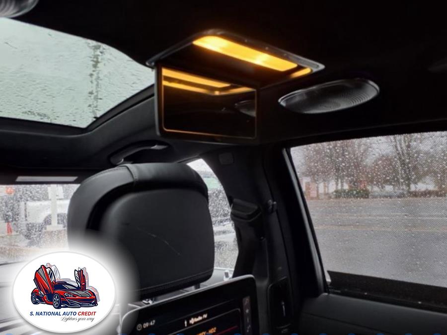 2018 Mercedes-Benz S-Class S 560 4MATIC Sedan, available for sale in Meriden, Connecticut | Sandra Auto Broker LLC. Meriden, Connecticut 2018 Mercedes-Benz S-Class S 560 4MATIC Sedan, available for sale in Meriden, Connecticut | Sandra Auto Broker LLC. Meriden, Connecticut