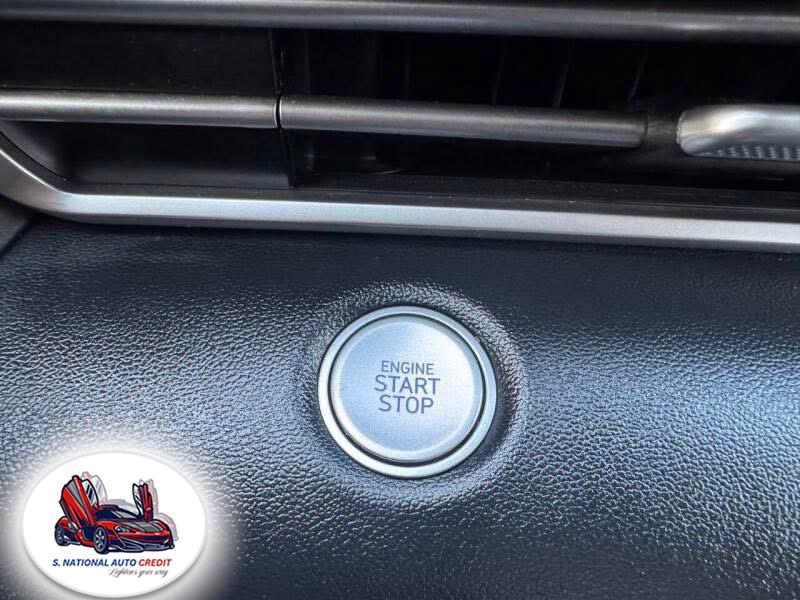2022 Hyundai Elantra SEL IVT, available for sale in Meriden, Connecticut | Sandra Auto Broker LLC. Meriden, Connecticut 2022 Hyundai Elantra SEL IVT, available for sale in Meriden, Connecticut | Sandra Auto Broker LLC. Meriden, Connecticut