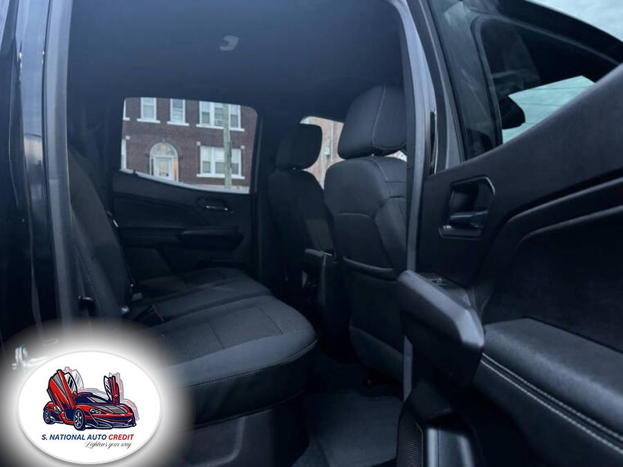 2023 Chevrolet Colorado 4WD Crew Cab LT, available for sale in Meriden, Connecticut | Sandra Auto Broker LLC. Meriden, Connecticut 2023 Chevrolet Colorado 4WD Crew Cab LT, available for sale in Meriden, Connecticut | Sandra Auto Broker LLC. Meriden, Connecticut