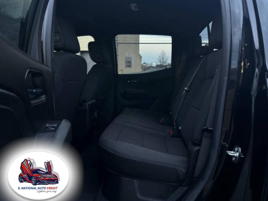 2023 Chevrolet Colorado 4WD Crew Cab LT, available for sale in Meriden, Connecticut | Sandra Auto Broker LLC. Meriden, Connecticut 2023 Chevrolet Colorado 4WD Crew Cab LT, available for sale in Meriden, Connecticut | Sandra Auto Broker LLC. Meriden, Connecticut