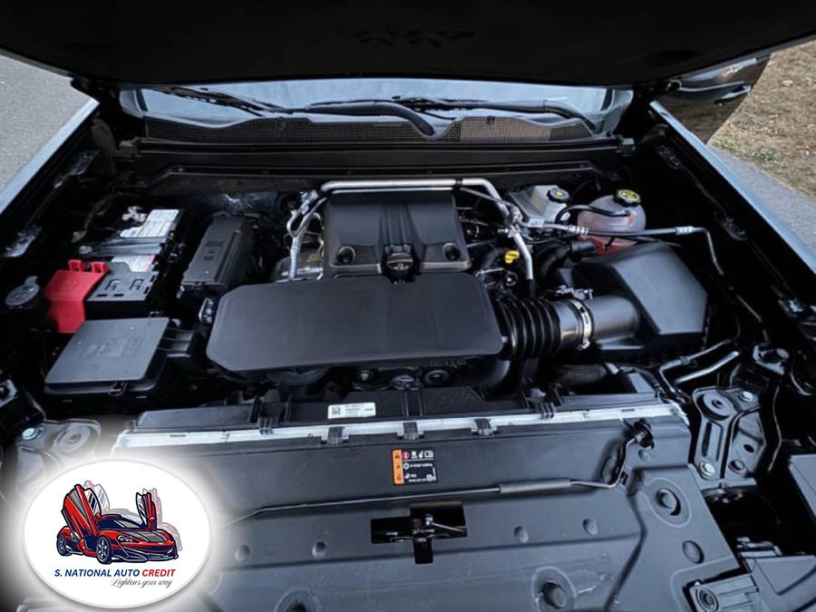 2023 Chevrolet Colorado 4WD Crew Cab LT, available for sale in Meriden, Connecticut | Sandra Auto Broker LLC. Meriden, Connecticut 2023 Chevrolet Colorado 4WD Crew Cab LT, available for sale in Meriden, Connecticut | Sandra Auto Broker LLC. Meriden, Connecticut