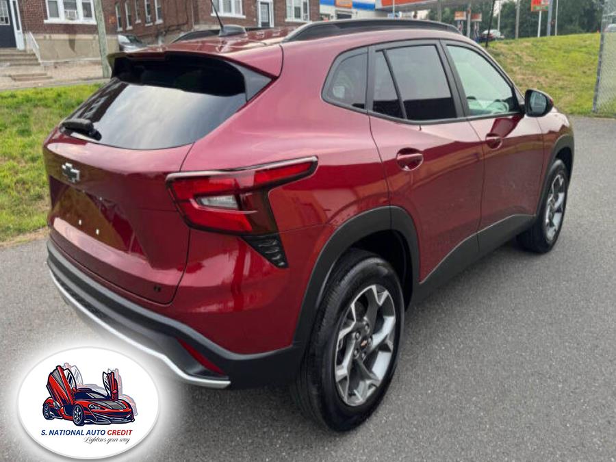 2024 Chevrolet Trax FWD 4dr LT, available for sale in Meriden, Connecticut | Sandra Auto Broker LLC. Meriden, Connecticut 2024 Chevrolet Trax FWD 4dr LT, available for sale in Meriden, Connecticut | Sandra Auto Broker LLC. Meriden, Connecticut