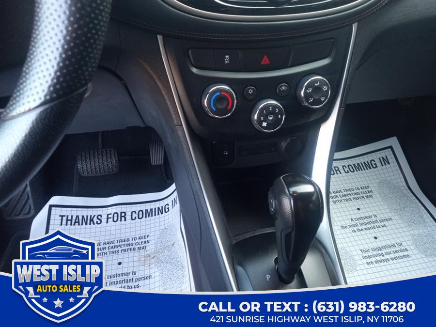 2020 Chevrolet Trax AWD 4dr LS, available for sale in West Islip, New York | West Islip Auto Sales. West Islip, New York 2020 Chevrolet Trax AWD 4dr LS, available for sale in West Islip, New York | West Islip Auto Sales. West Islip, New York