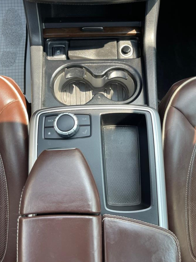 2015 Mercedes-Benz M-Class 4MATIC 4dr ML 400, available for sale in Bloomfield, Connecticut | AXA Car Sales and Repair LLC. Bloomfield, Connecticut 2015 Mercedes-Benz M-Class 4MATIC 4dr ML 400, available for sale in Bloomfield, Connecticut | AXA Car Sales and Repair LLC. Bloomfield, Connecticut