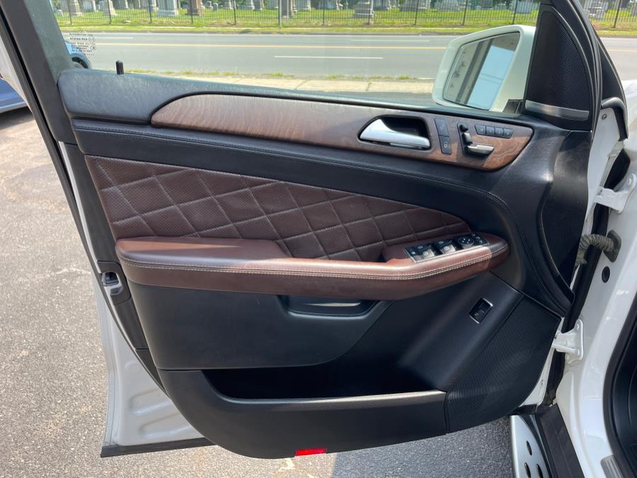 2015 Mercedes-Benz M-Class 4MATIC 4dr ML 400, available for sale in Bloomfield, Connecticut | AXA Car Sales and Repair LLC. Bloomfield, Connecticut 2015 Mercedes-Benz M-Class 4MATIC 4dr ML 400, available for sale in Bloomfield, Connecticut | AXA Car Sales and Repair LLC. Bloomfield, Connecticut