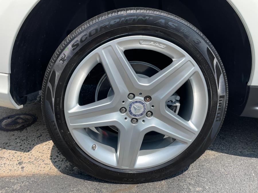 2015 Mercedes-Benz M-Class 4MATIC 4dr ML 400, available for sale in Bloomfield, Connecticut | AXA Car Sales and Repair LLC. Bloomfield, Connecticut 2015 Mercedes-Benz M-Class 4MATIC 4dr ML 400, available for sale in Bloomfield, Connecticut | AXA Car Sales and Repair LLC. Bloomfield, Connecticut